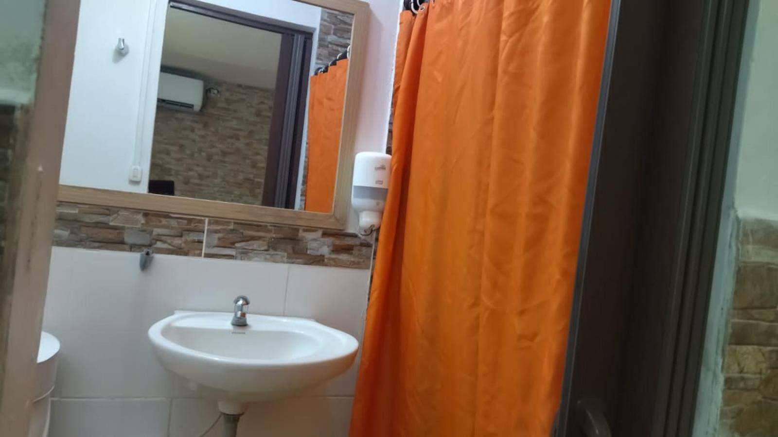 San Andres Vive Paradise Habitaciones Con Bano Privado A 80Mts De La Playa Principal Bagian luar foto