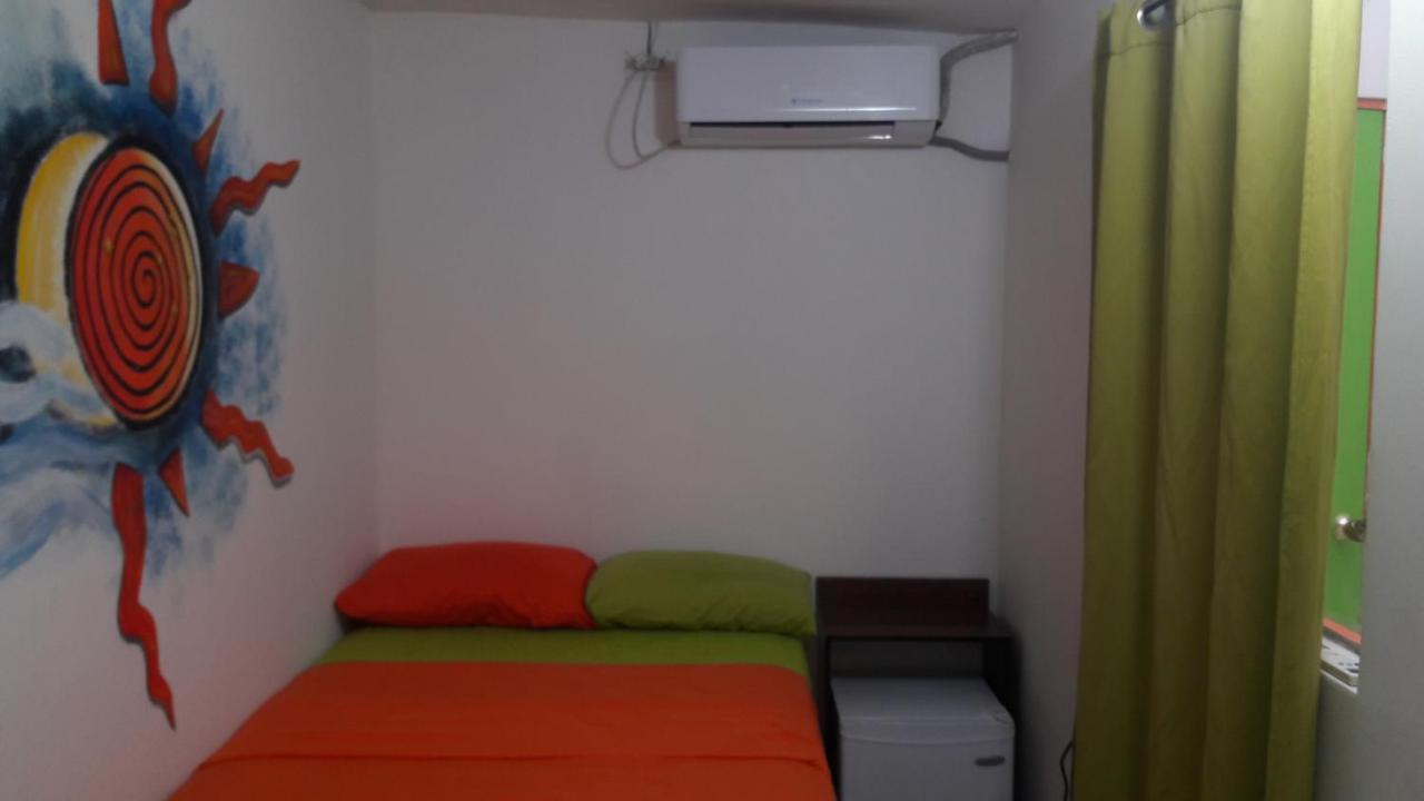 San Andres Vive Paradise Habitaciones Con Bano Privado A 80Mts De La Playa Principal Bagian luar foto
